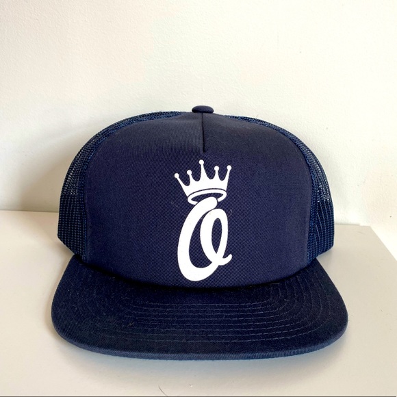 Obey Other - Obey navy trucker snapback - used